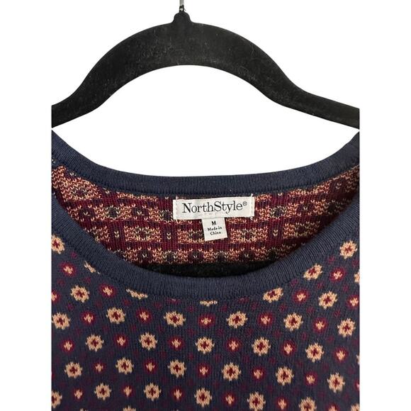 NorthStyle Women's 100% Cotton Crew Neck Geo Star Border Sweater Size Medium - Picture 3 of 8